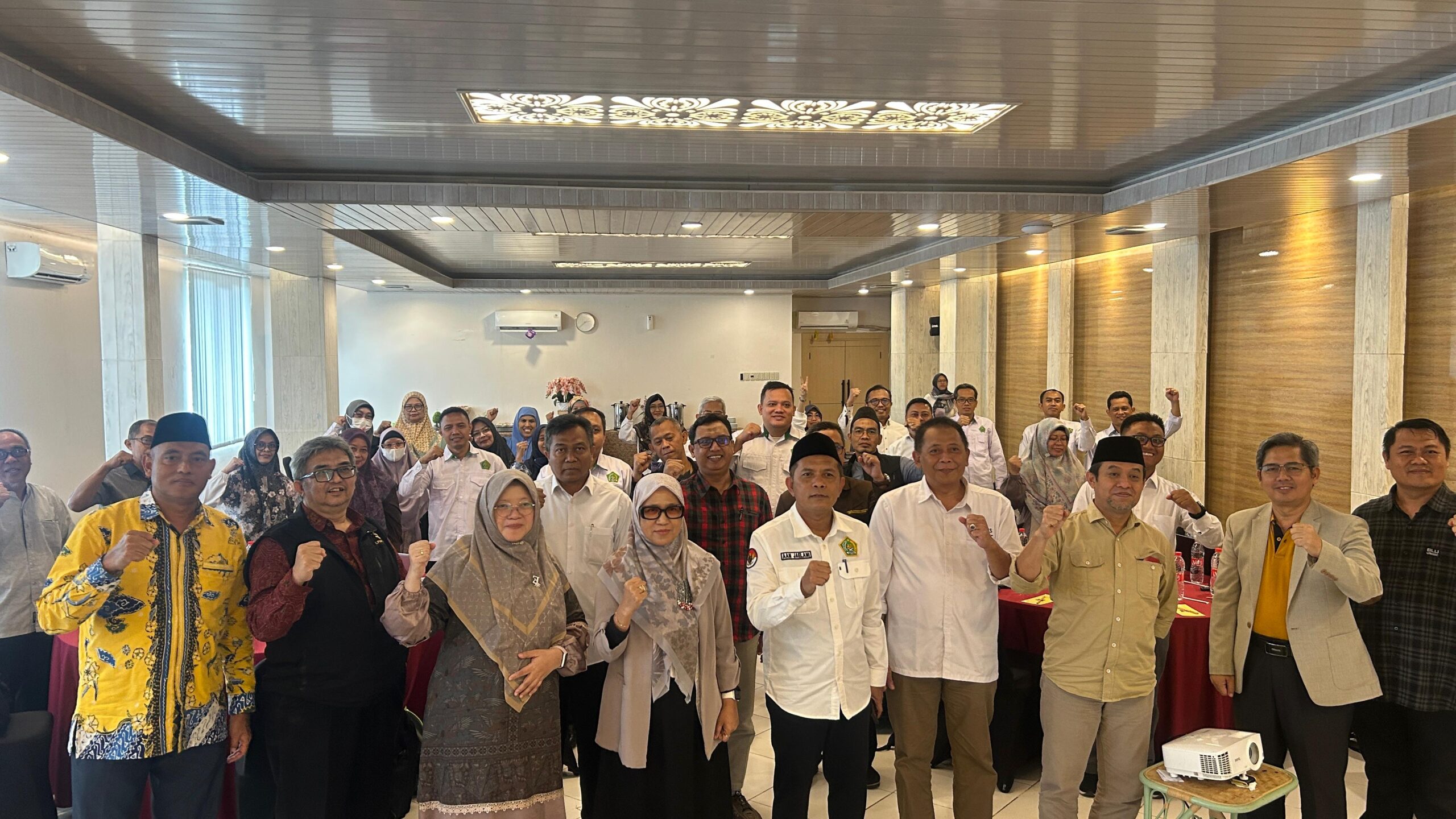 LPM UIN Siber Syekh Nurjati Cirebon Gelar FGD Penilaian BKD Bersama Asesor